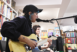 Llibresons amb Angeladorrrm 